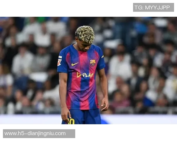 巴萨球员完成本周最后一次训练弗里克再度缺席引发关注