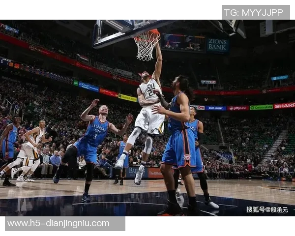 戈贝尔半场表现抢眼7投6中斩获12分7篮板1盖帽多次快攻扣篮展现实力